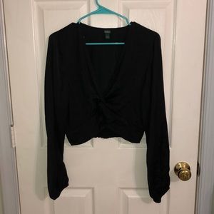 Black long sleeve croptop